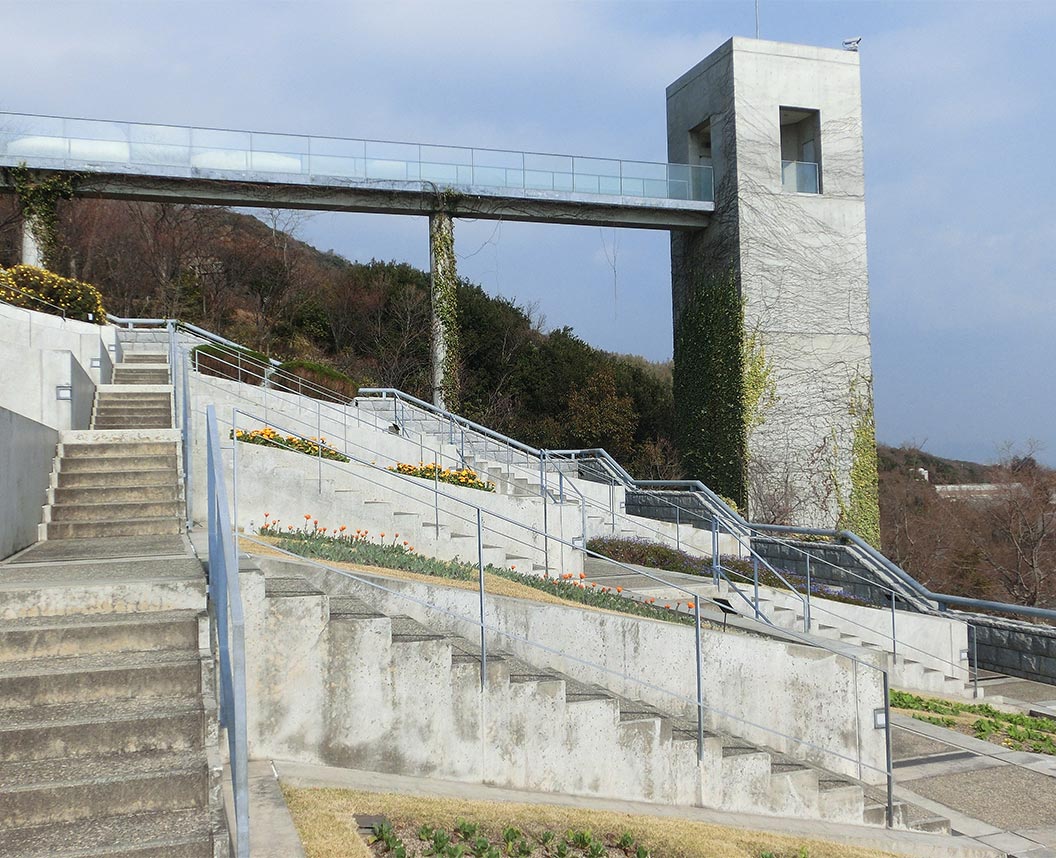 淡路夢舞台　百段苑