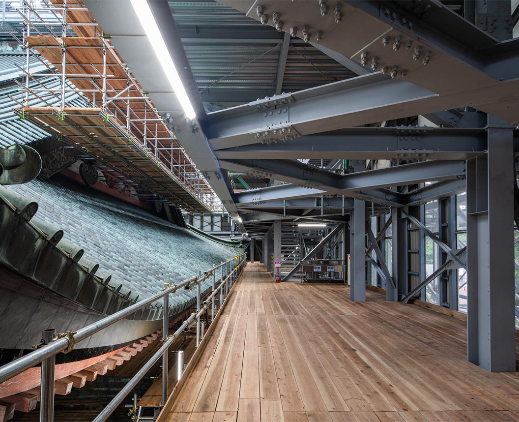 国宝延暦寺根本中堂素屋根